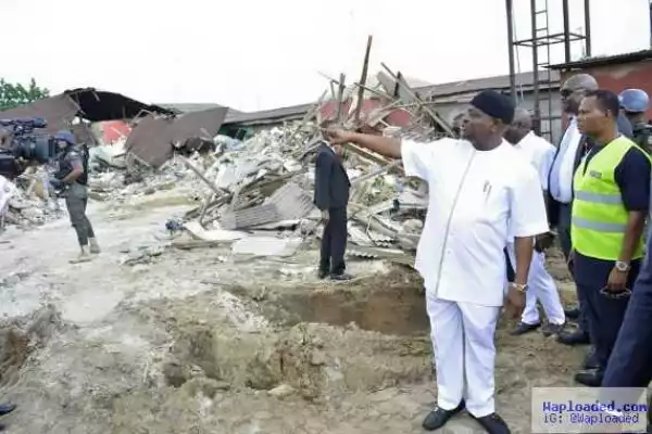 Governor Wike supervising the demolition of cultists hideout